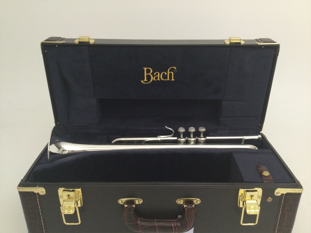 Gebruikte Bes Trompet Vincent Bach Model 25 L Bore Verzilverd Kopen